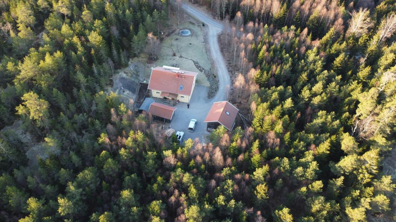 Mysig Och Modern Stuga Pa Snoegard, Naera Havet Och Naturen Lur  Exterior photo